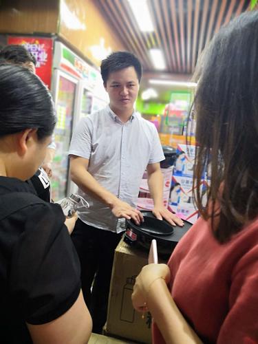 深圳市企叮咚商业策划服务 以专业企业信息策划，驱动品牌价值增长